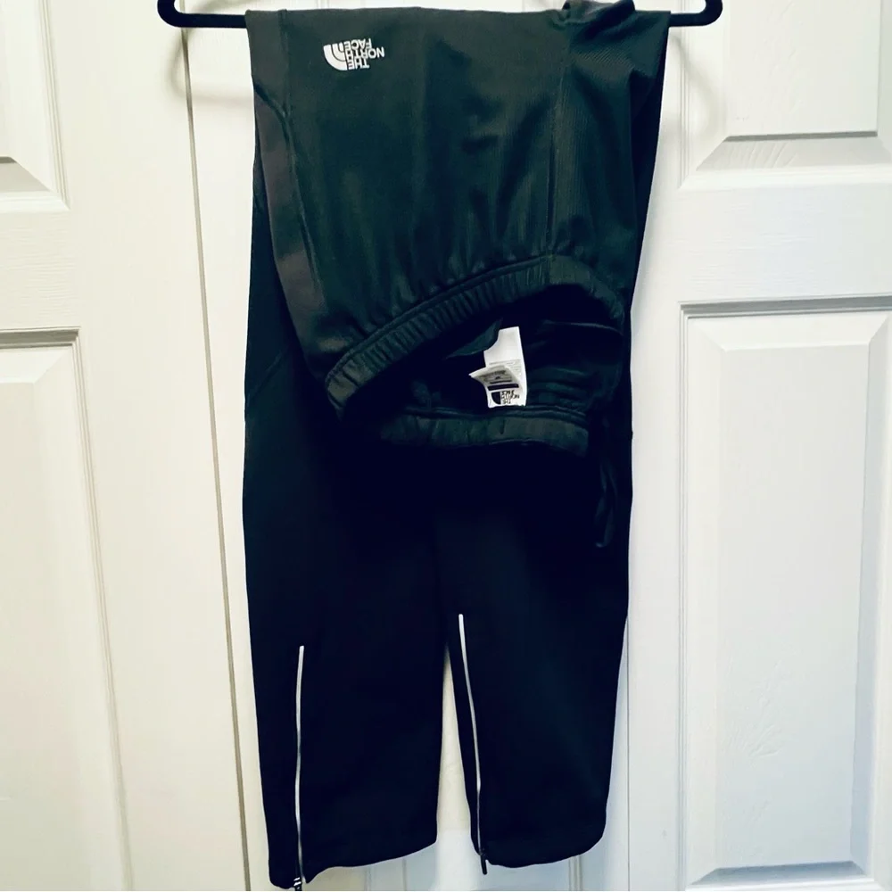 The North Face Size S/P Men’s Black Windbreaker Flight series pants - Picture 1 of 7